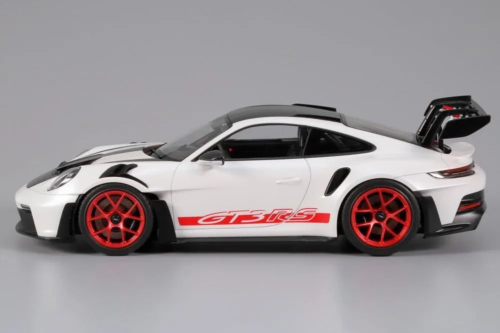 Tamiya Porsche 911 GT3 RS 992 Model Kit 1/24 Sports Car Series 24370 - Image 2